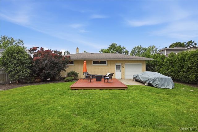 5051 Bradley Lane, Hamburg, NY 14075
