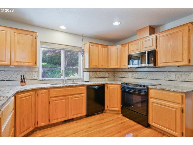 38 VIEW RIDGE Cir, Longview, WA 98632