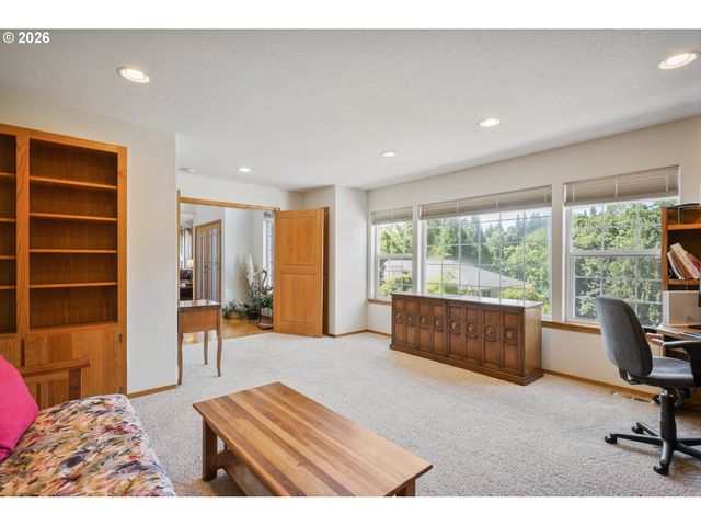 38 VIEW RIDGE Cir, Longview, WA 98632