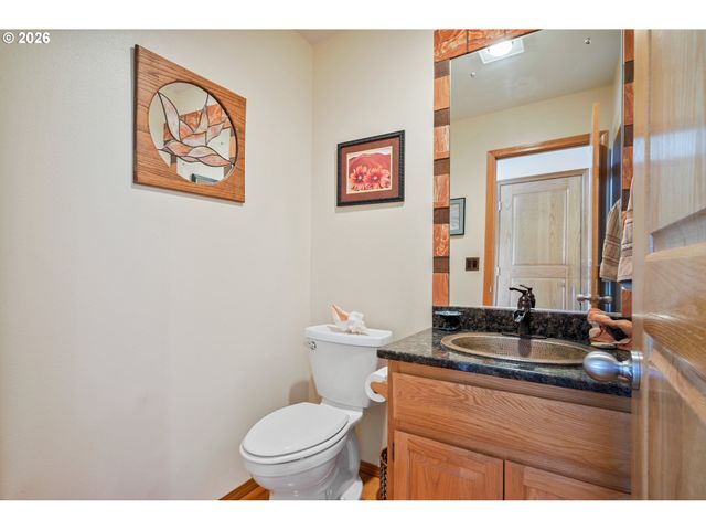 38 VIEW RIDGE Cir, Longview, WA 98632