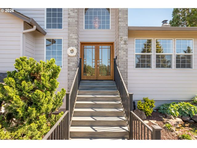 38 VIEW RIDGE Cir, Longview, WA 98632