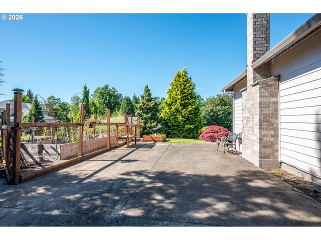 38 VIEW RIDGE Cir, Longview, WA 98632