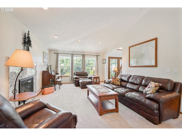 38 VIEW RIDGE Cir, Longview, WA 98632