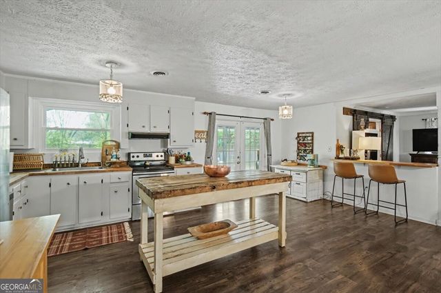 13 Bishop Road NW, Cartersville, GA 30121