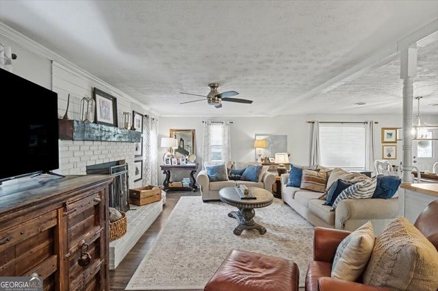 13 Bishop Road NW, Cartersville, GA 30121