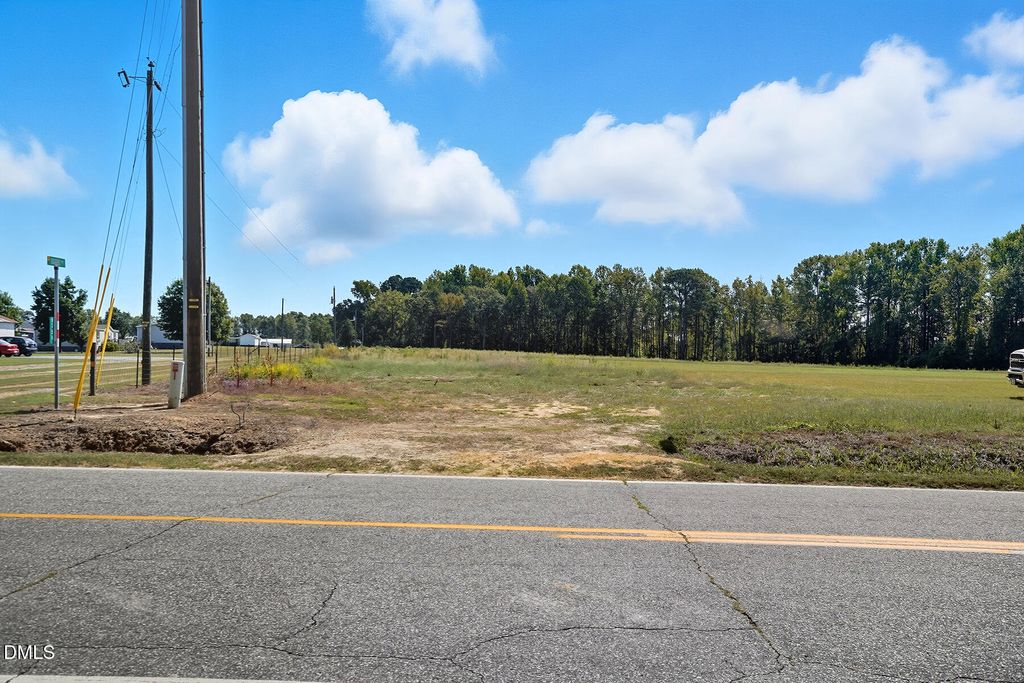 8576 Green Path Road, Dunn, NC 28334