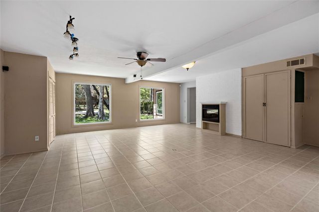 220 Lark Lane, New Braunfels, TX 78132