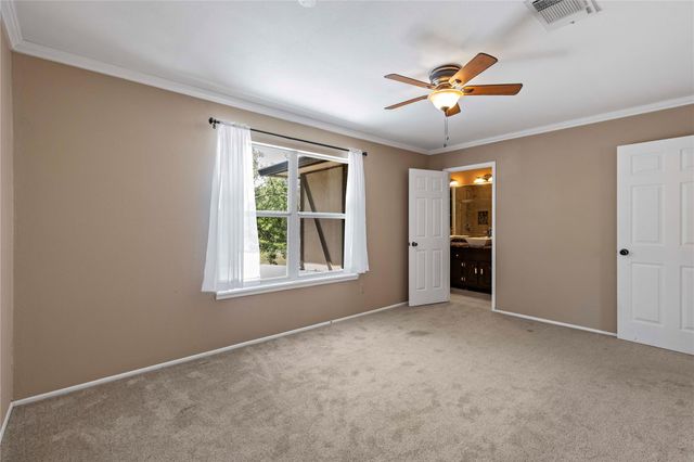 220 Lark Lane, New Braunfels, TX 78132