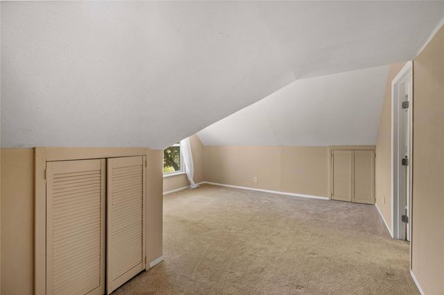 220 Lark Lane, New Braunfels, TX 78132