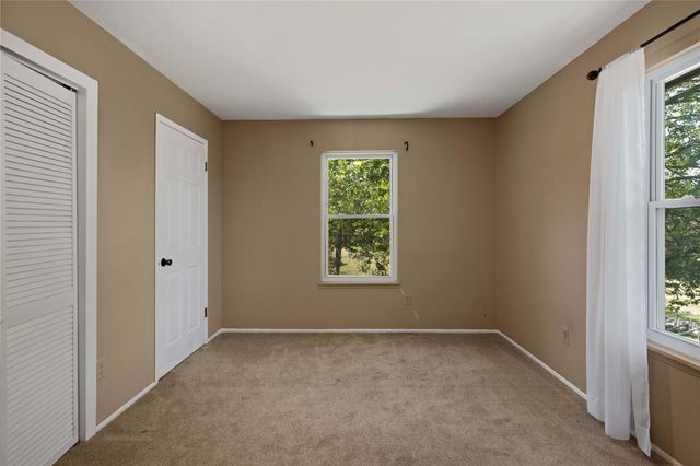 220 Lark Lane, New Braunfels, TX 78132