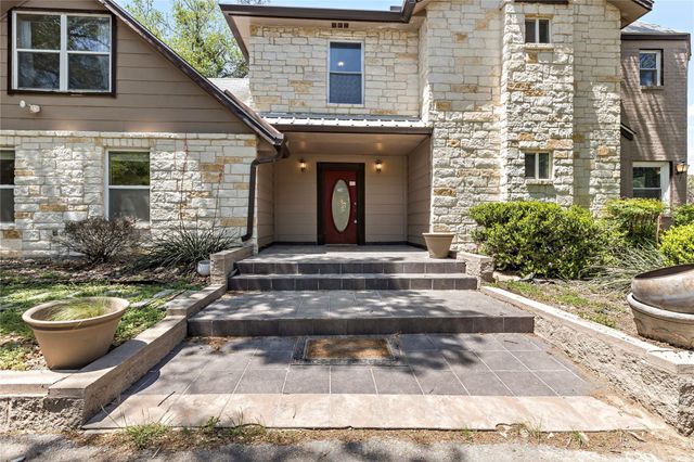 220 Lark Lane, New Braunfels, TX 78132