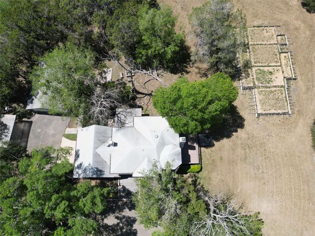 220 Lark Lane, New Braunfels, TX 78132