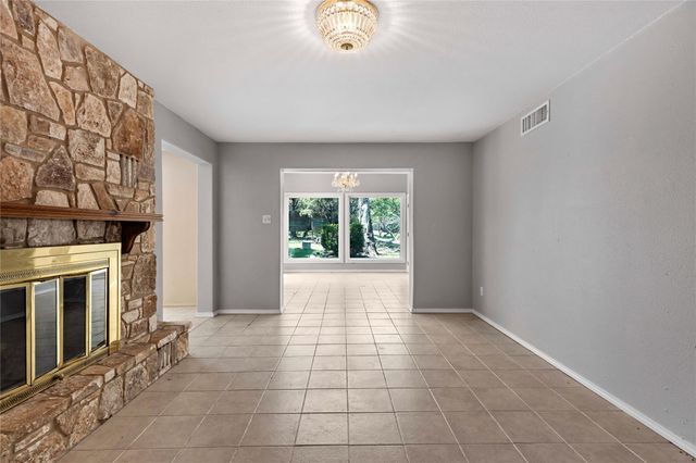 220 Lark Lane, New Braunfels, TX 78132