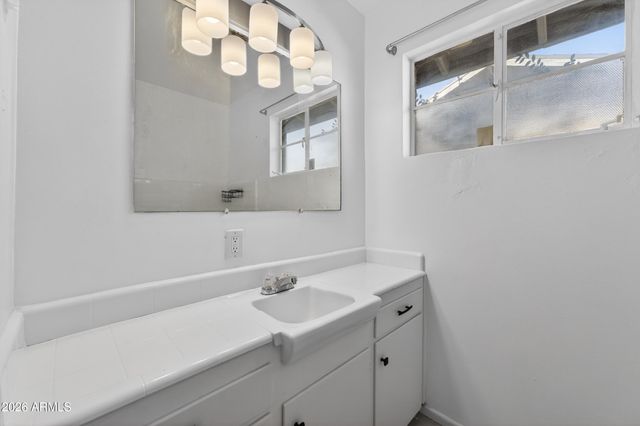 2233 W FLOWER Street, Phoenix, AZ 85015