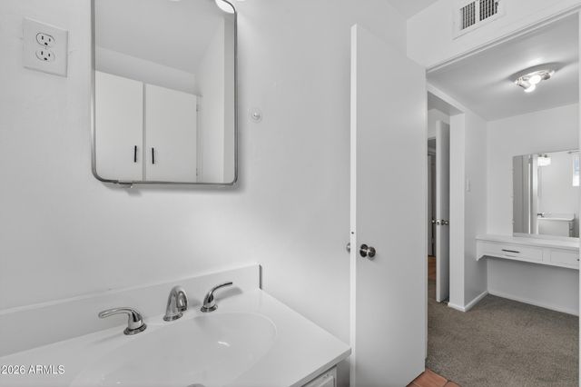 2233 W FLOWER Street, Phoenix, AZ 85015