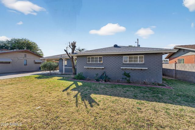 2233 W FLOWER Street, Phoenix, AZ 85015