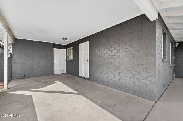 2233 W FLOWER Street, Phoenix, AZ 85015