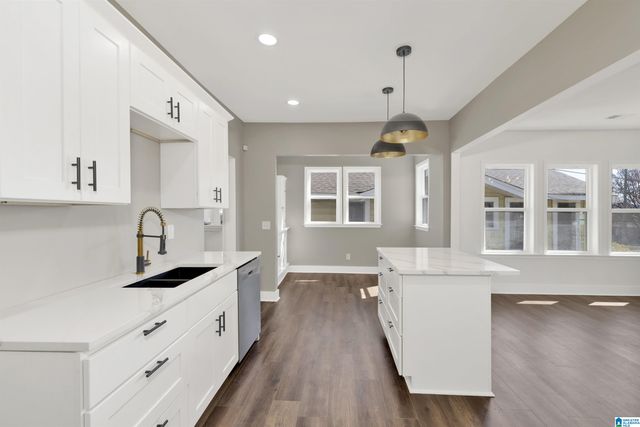 1020 GRAYMONT AVENUE W, Birmingham, AL 35204