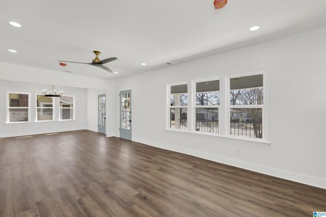1020 GRAYMONT AVENUE W, Birmingham, AL 35204