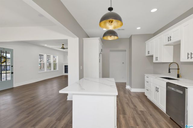 1020 GRAYMONT AVENUE W, Birmingham, AL 35204