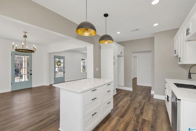 1020 GRAYMONT AVENUE W, Birmingham, AL 35204