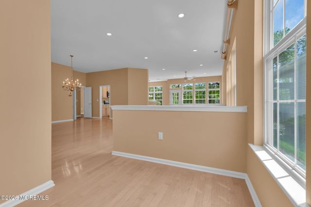 24 Greenways Lane, Lakewood, NJ 08701