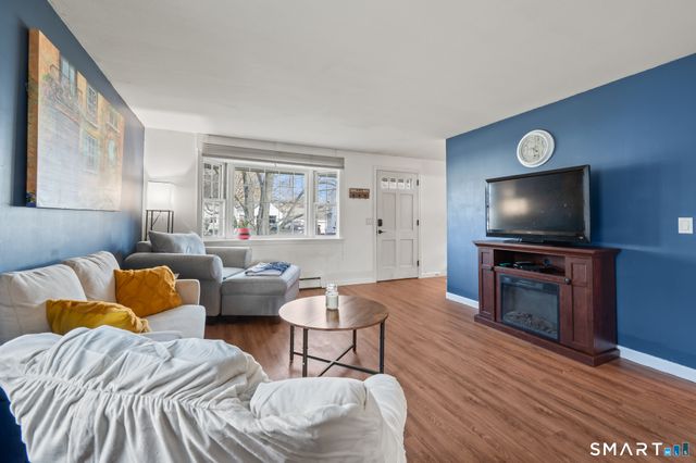 26 Doane Street, Manchester, CT 06040