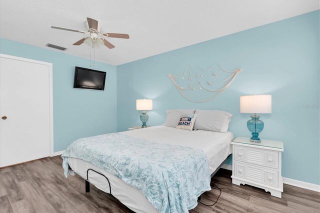 8260 BURGUNDY DRIVE N, Pinellas Park, FL 33781