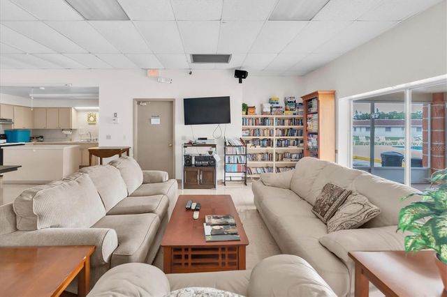8260 BURGUNDY DRIVE N, Pinellas Park, FL 33781