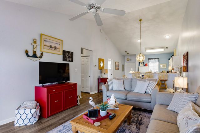 901 W Port Dr Unit 412, North Myrtle Beach, SC 29582