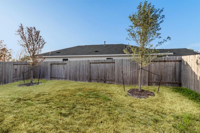 2637 Shady Cedar Court, Conroe, TX 77301