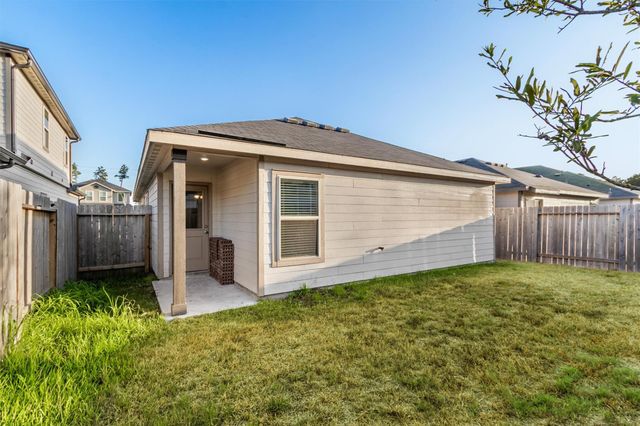 2637 Shady Cedar Court, Conroe, TX 77301
