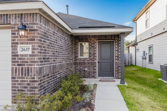 2637 Shady Cedar Court, Conroe, TX 77301