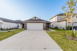 2637 Shady Cedar Court, Conroe, TX 77301