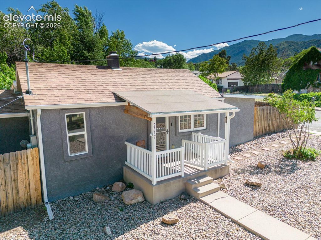 2517 Wheeler Avenue, Colorado Springs, CO 80904