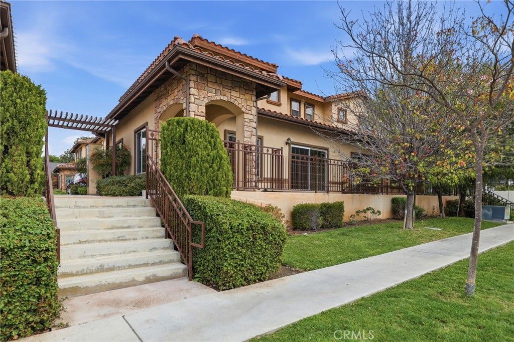 Image 4 of property listing at 601 N Walnut, La Habra, CA 90631