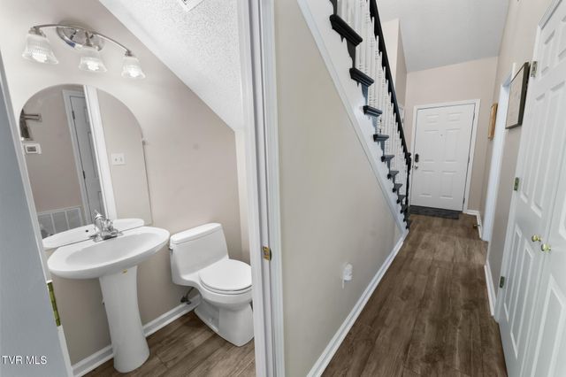 133 Eagle View Private Drive 133, Blountville, TN 37617