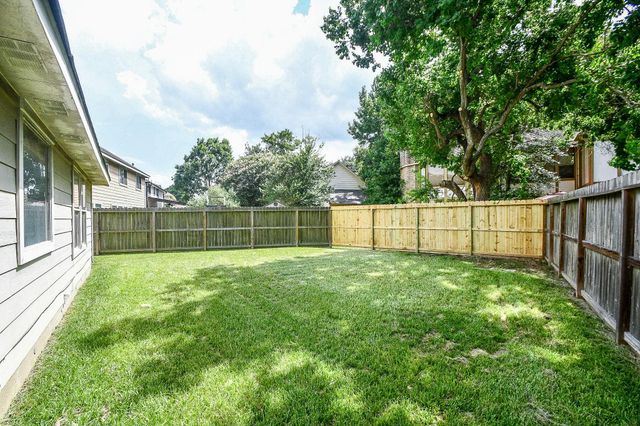 19207 Relay Road, Humble, TX 77346
