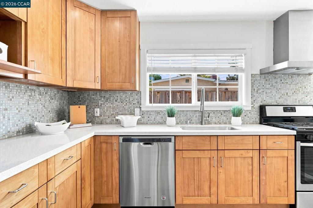 Image 13 of property listing at 2710 Broadmoor Ave, Concord, CA 94520