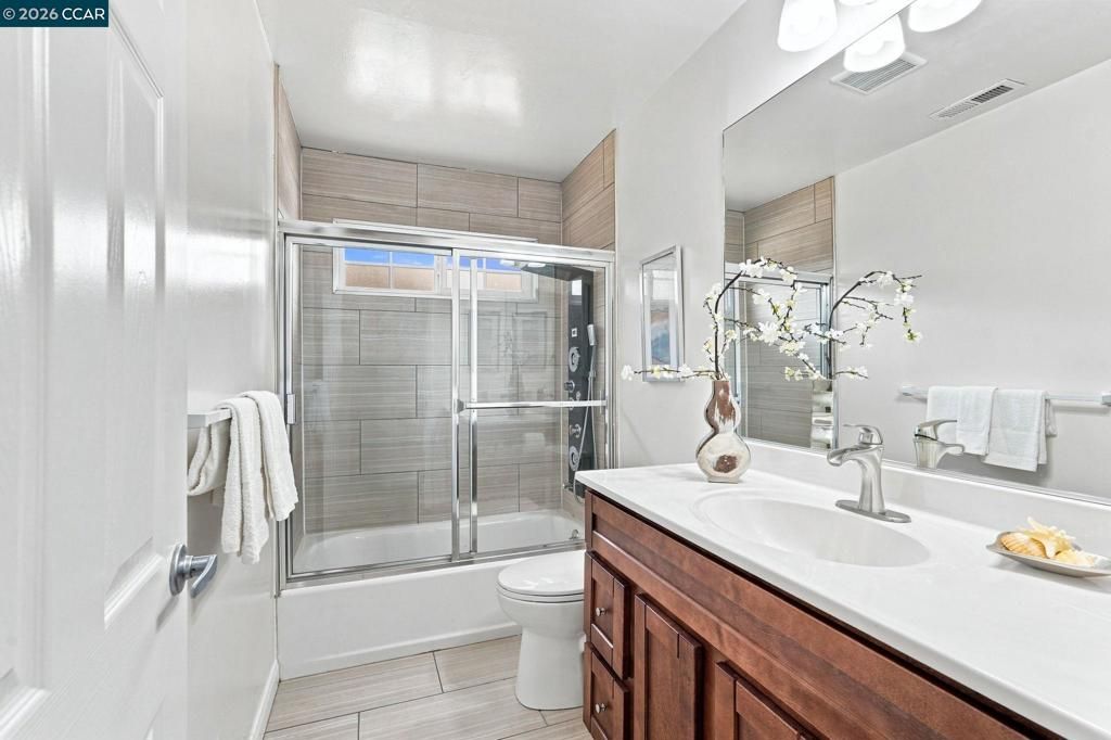 Image 19 of property listing at 2710 Broadmoor Ave, Concord, CA 94520