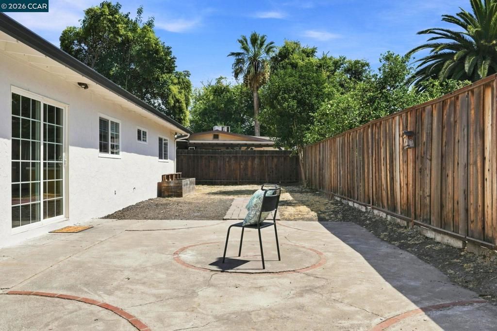 Image 22 of property listing at 2710 Broadmoor Ave, Concord, CA 94520