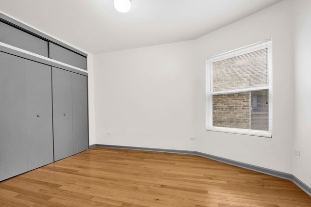 7223 N Damen Avenue, Chicago, IL 60645