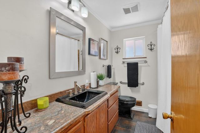 7577 Alma Vista Way, Sacramento, CA 95831