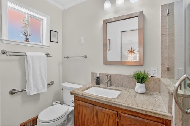 7577 Alma Vista Way, Sacramento, CA 95831