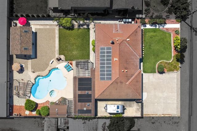 7577 Alma Vista Way, Sacramento, CA 95831