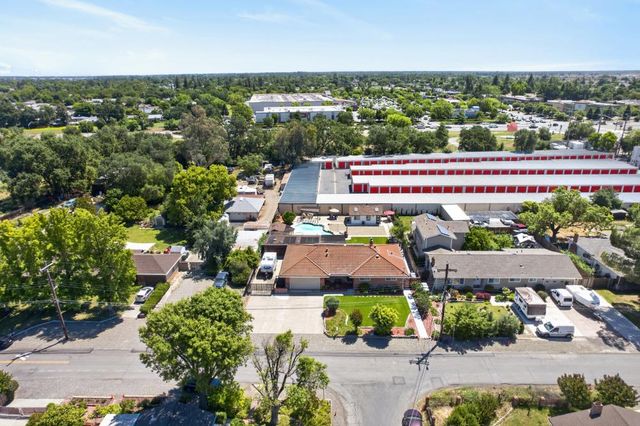 7577 Alma Vista Way, Sacramento, CA 95831