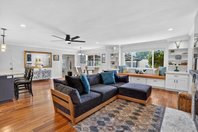 7577 Alma Vista Way, Sacramento, CA 95831