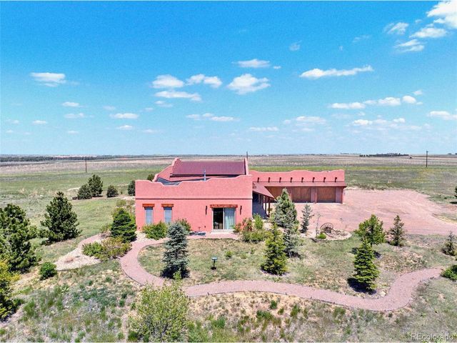 5549 Yulle Rd, Bennett, CO 80102