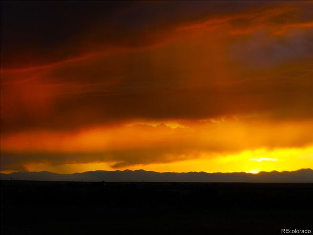 5549 Yulle Rd, Bennett, CO 80102