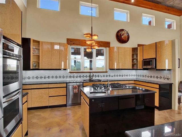 5549 Yulle Rd, Bennett, CO 80102